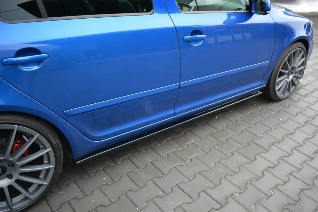 Side Skirts Diffusers compatible with Skoda Octavia RS Mk2 / Mk2 FL