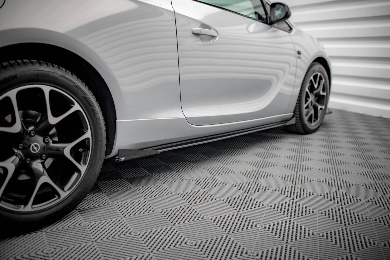 Side Skirts Diffusers Street Pro + Flaps compatible with Opel Astra GTC OPC-Line J