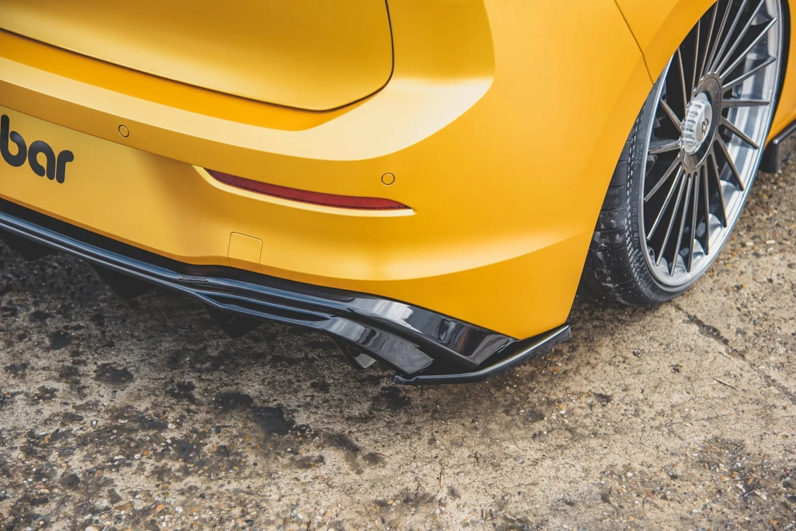 Rear Side Splitters compatible with Volkswagen Golf Mk8