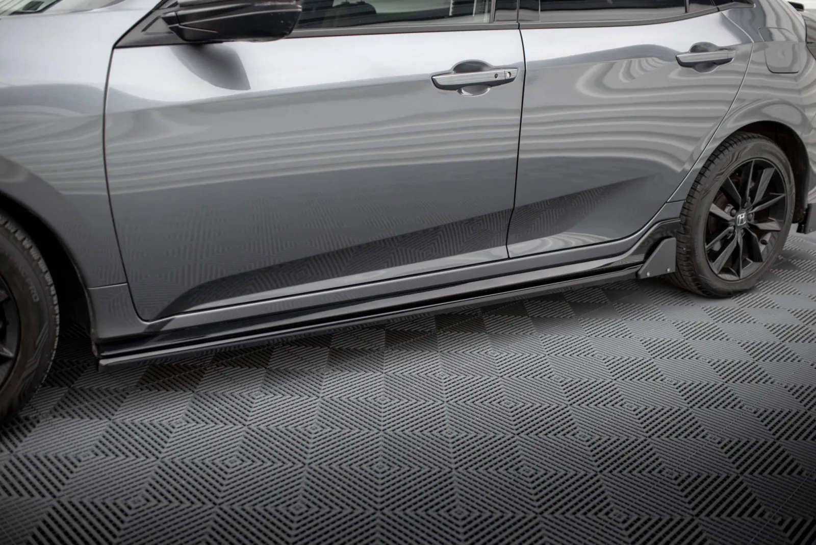 Side Skirts Diffusers + Flaps compatible with Honda Civic Sport Mk 10