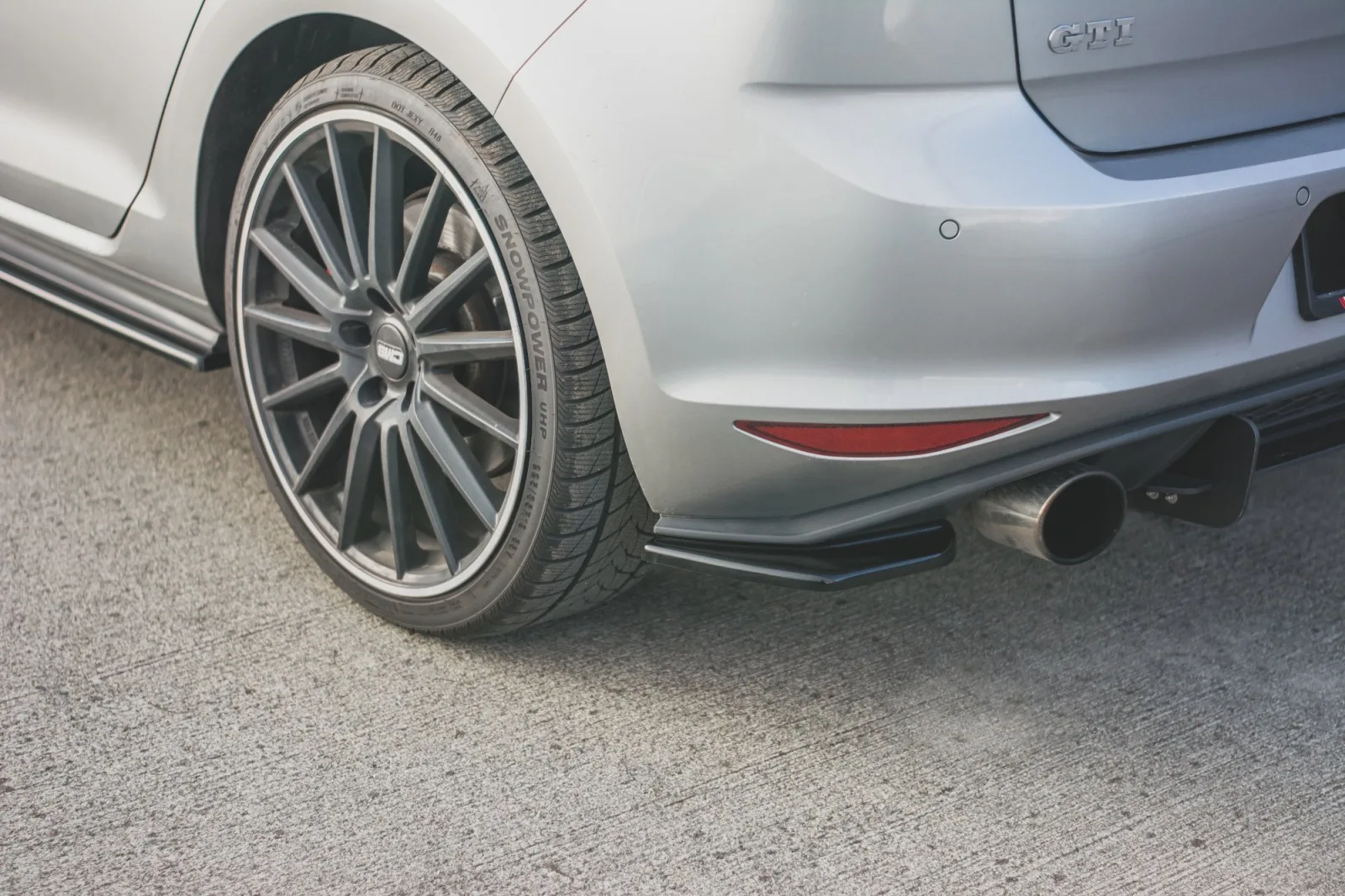 Rear Side Splitters V.2 compatible with VW Golf 7 GTI