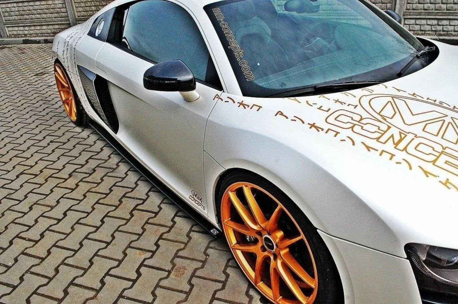 Side Skirts Diffusers compatible with Audi R8 Mk.1