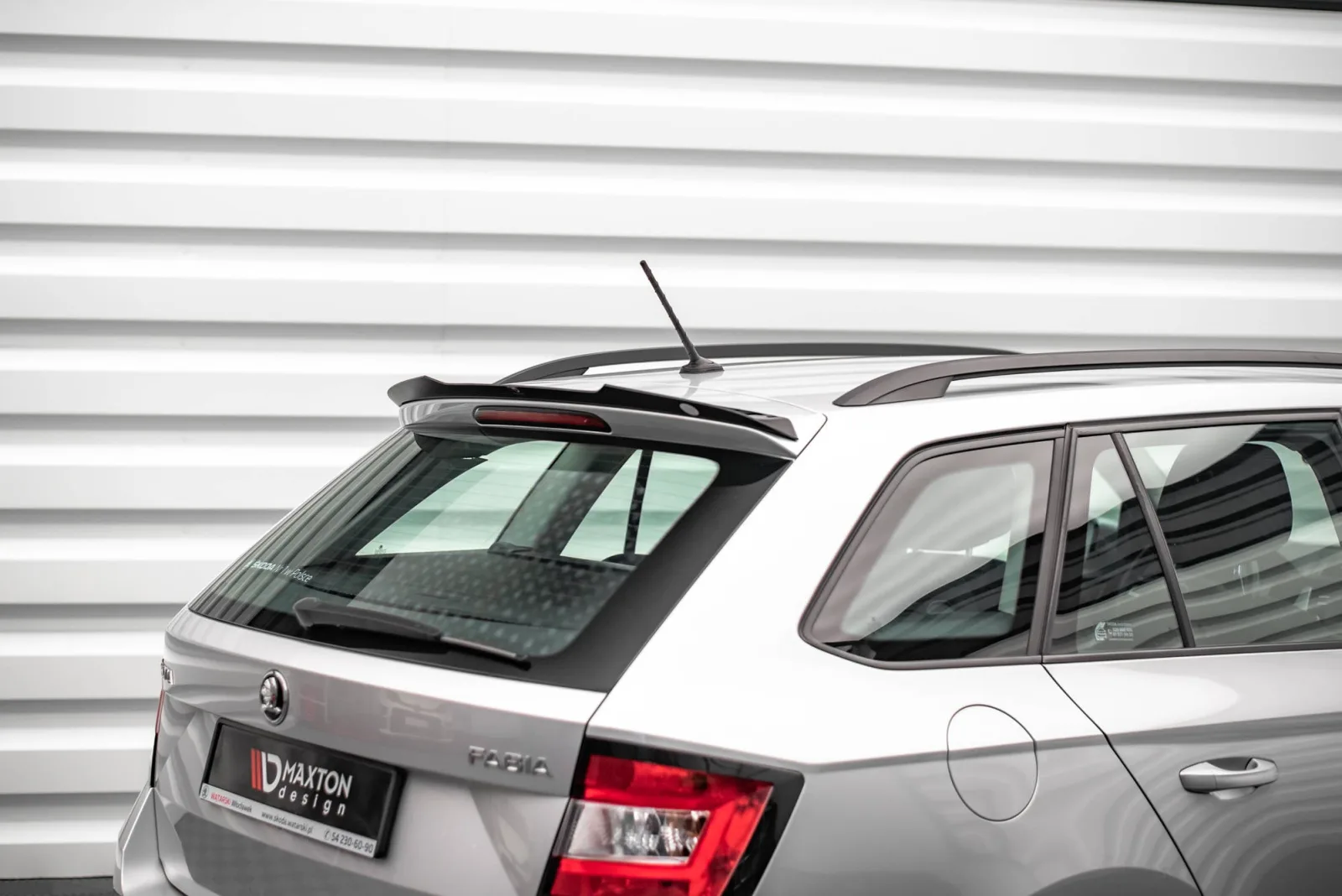 Spoiler Cap compatible with Skoda Fabia Combi Mk3