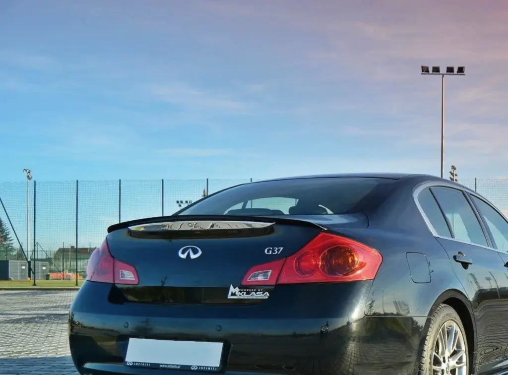 Spoiler Cap compatible with Infiniti G37 Sedan