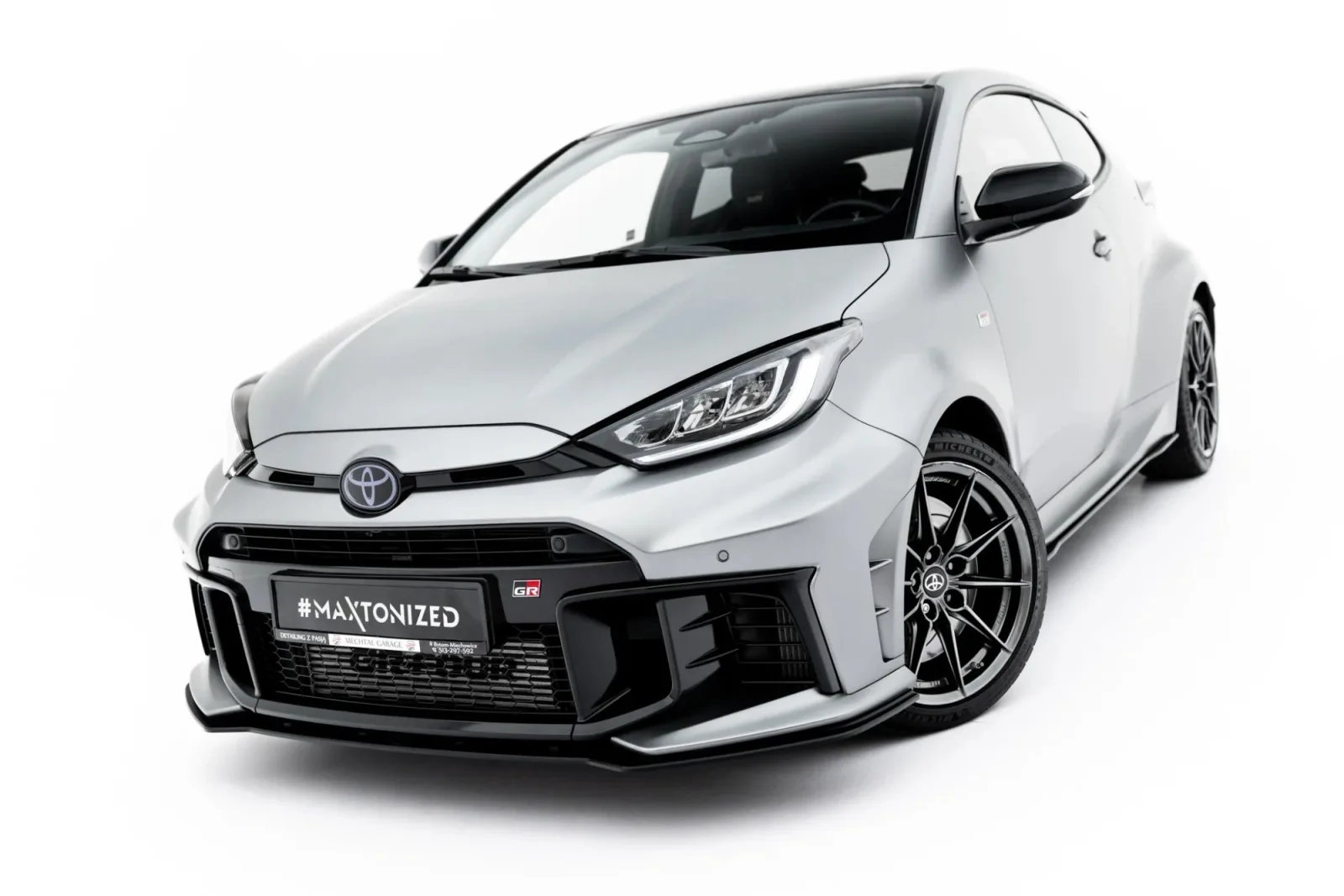 Front Splitter Street Pro compatible with Toyota GR Yaris Mk4 Facelift