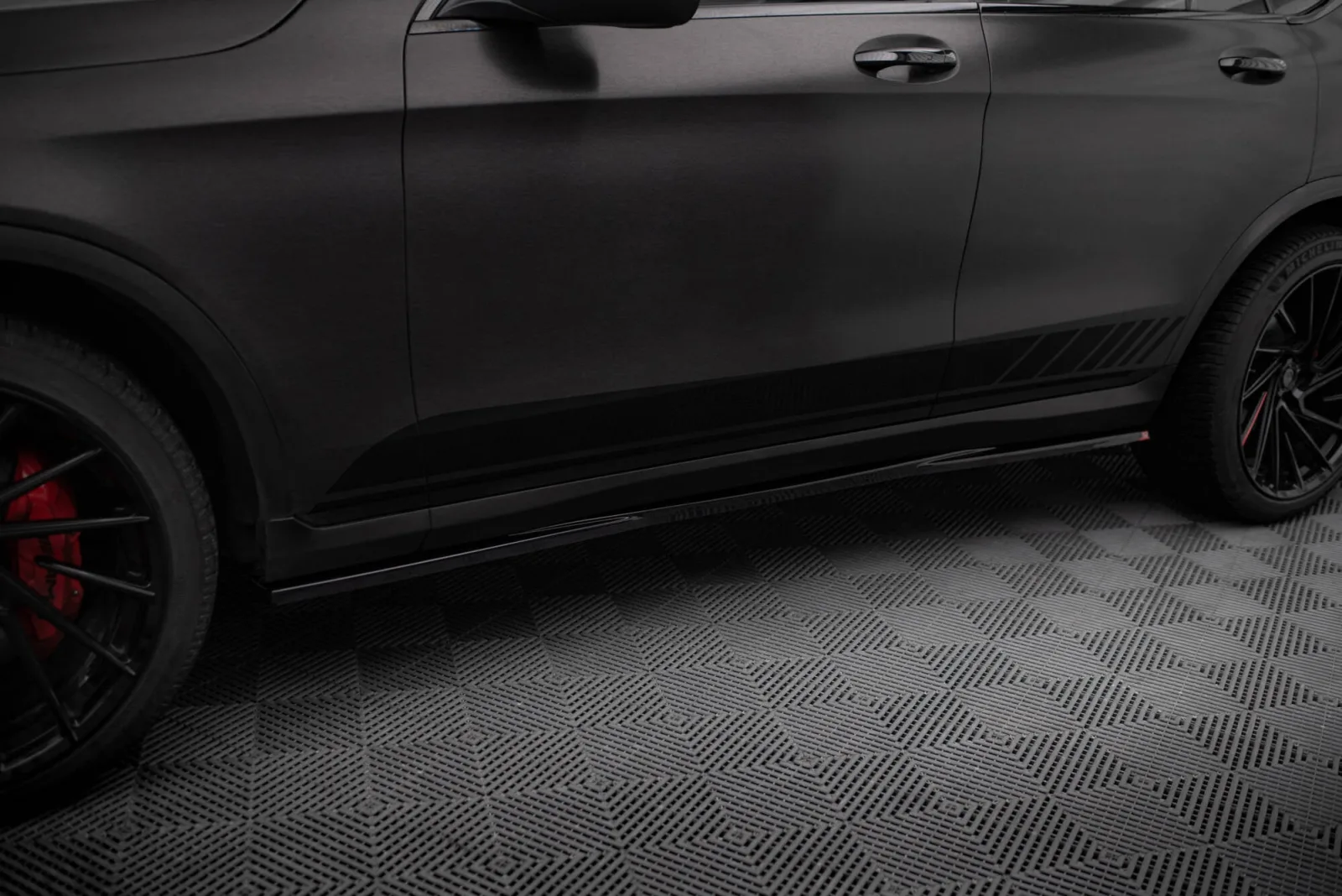 Side Skirts Diffusers V.2 compatible with Mercedes-Benz GLC Coupe AMG-Line C253