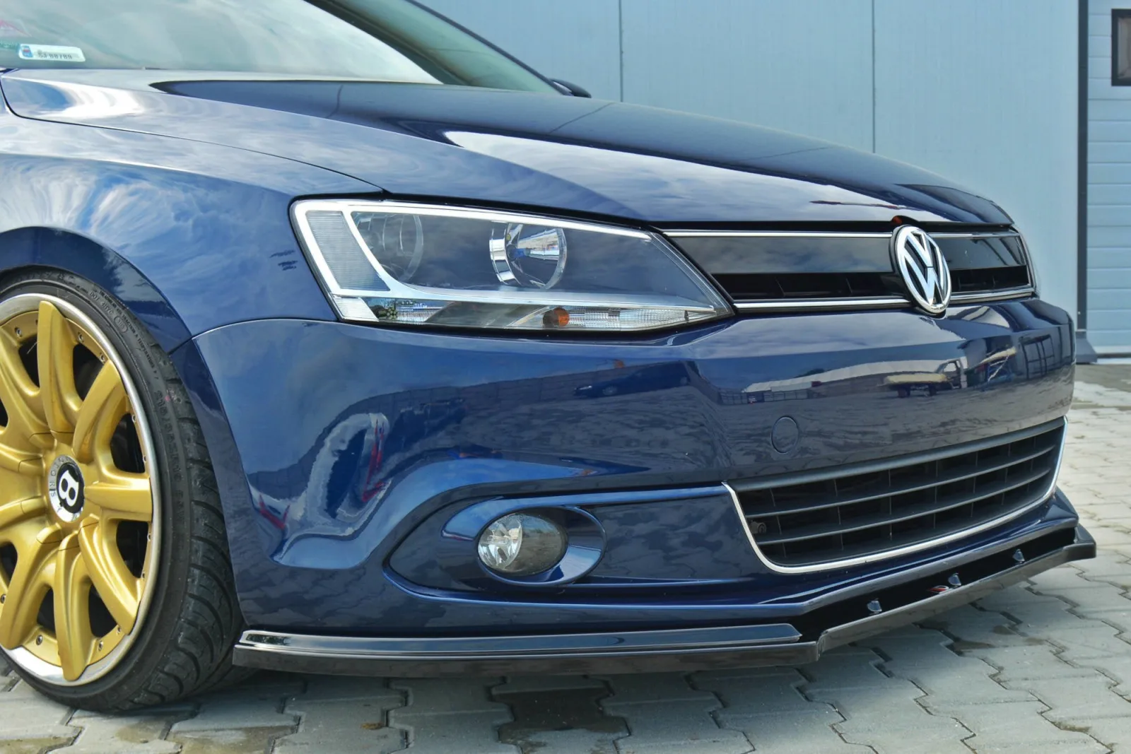 Front Splitter V.1 compatible with VOLKSWAGEN JETTA MK6 SEDAN PRE-FACELIFT