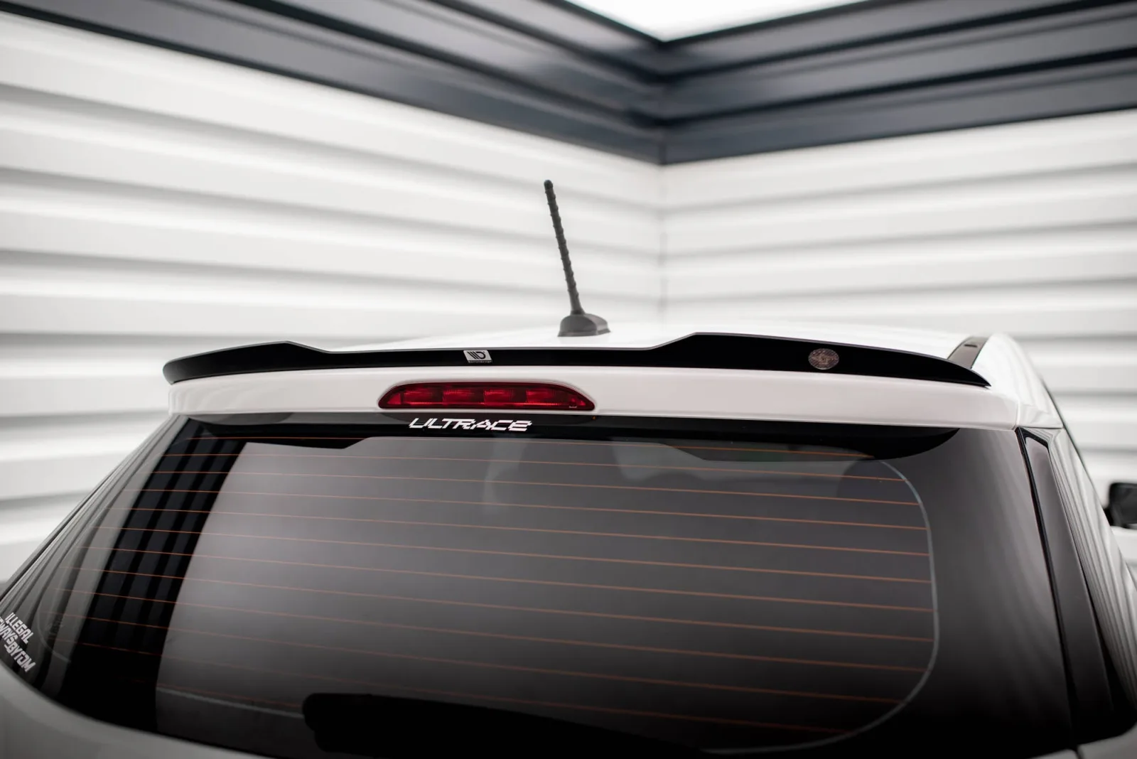Spoiler Cap compatible with Hyundai I20 Mk2 Facelift