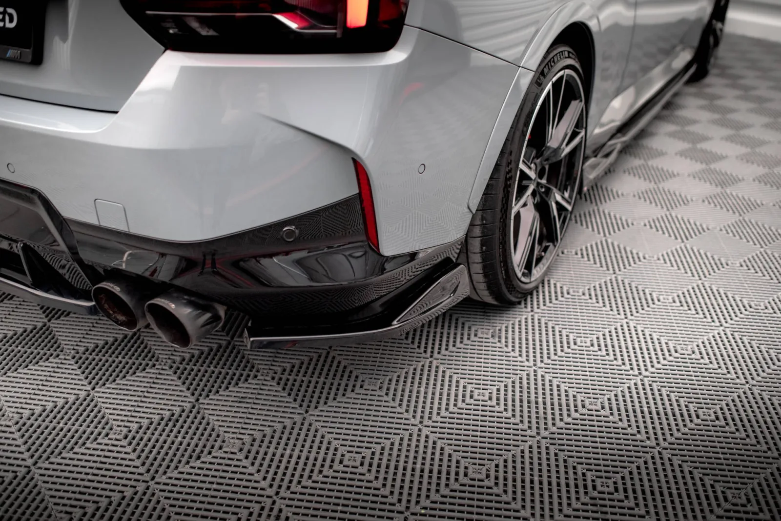 Rear Side Splitters V.1 compatible with BMW 2 Coupe M240i G42