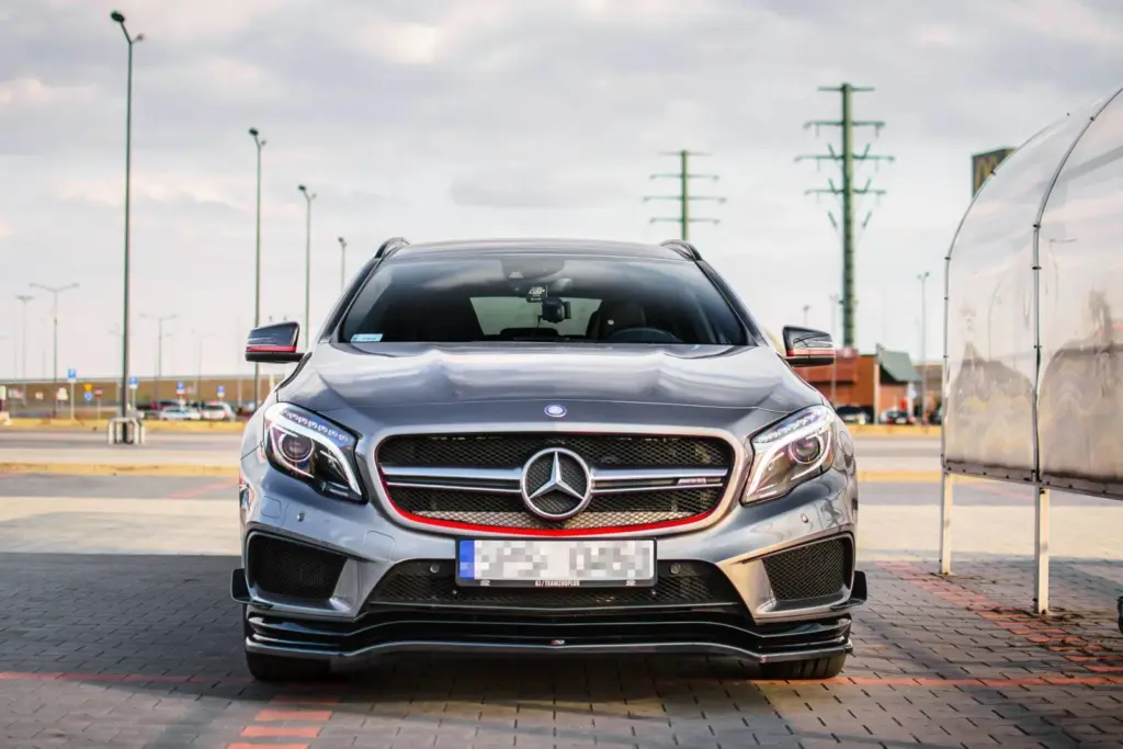 Front Splitter compatible with Mercedes-Benz GLA 45 AMG