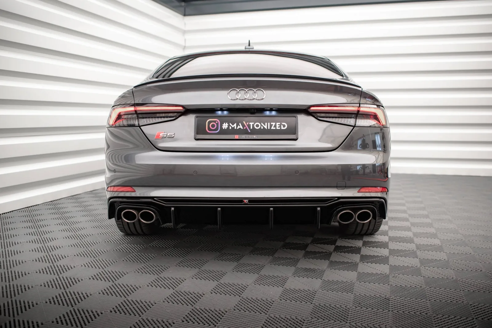 Rear Valance compatible with Audi S5 F5 Coupe / Sportback