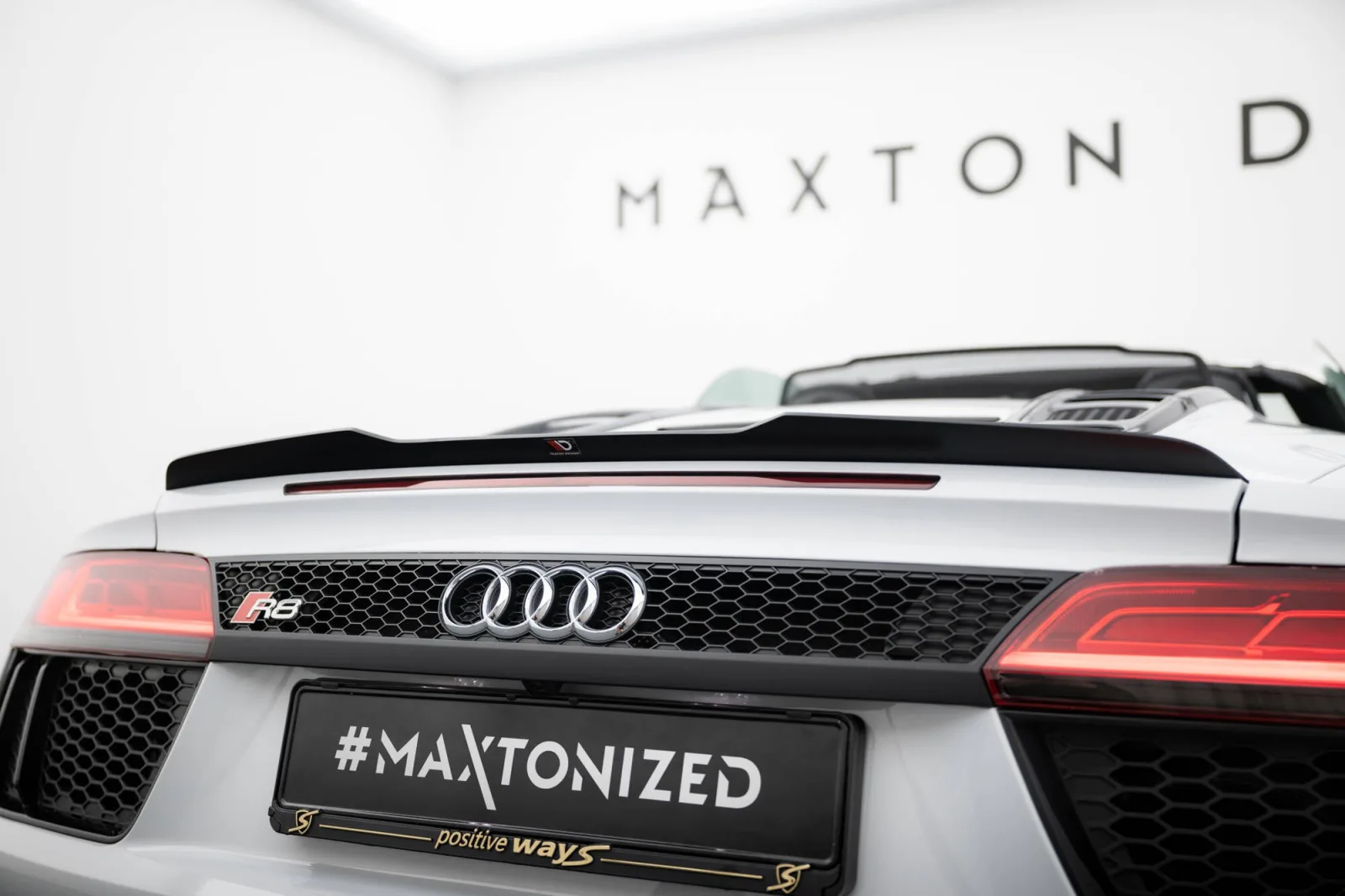 Spoiler Cap compatible with Audi R8 Spyder Mk2