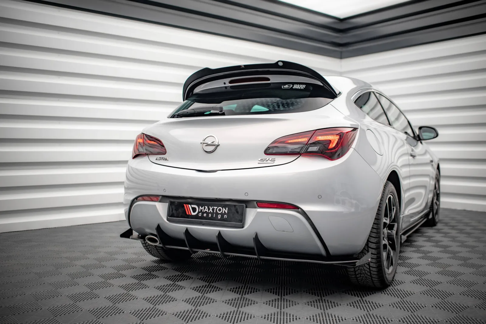 Rear Valance Street Pro + Flaps compatible with Opel Astra GTC OPC-Line J