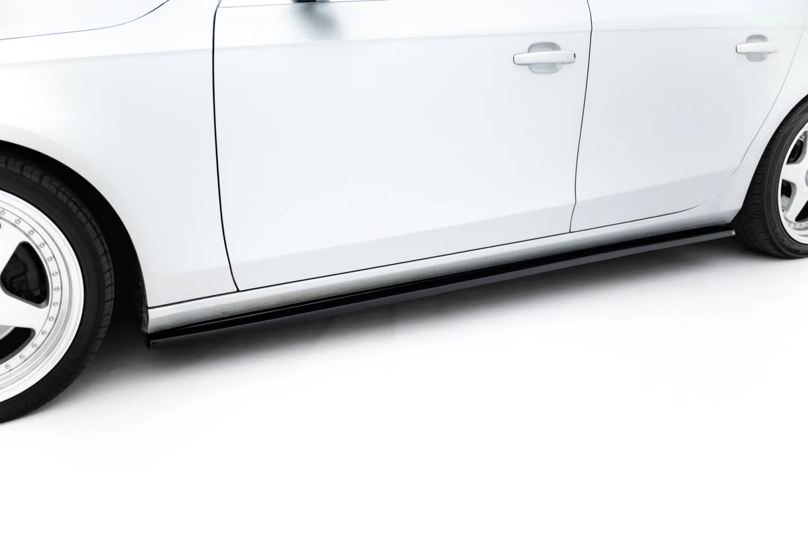 Side Skirts Diffusers V.1 compatible with Audi S4 / A4 / A4 S-Line Sedan / Avant B8 / B8 Facelift