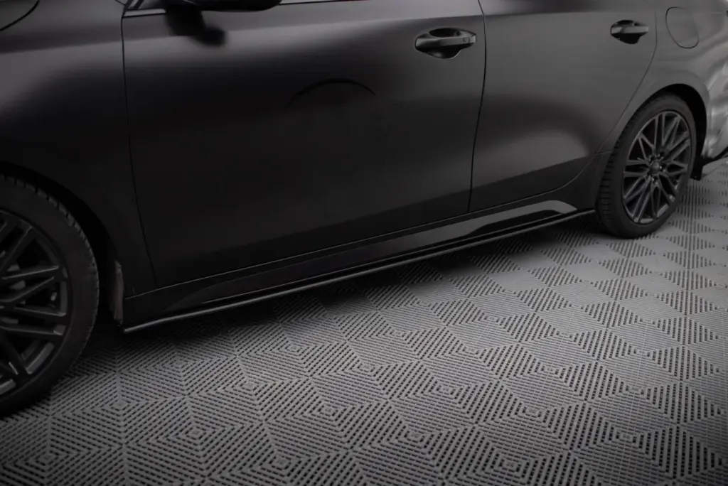 Side Skirts Diffusers Street Pro compatible with Kia Proceed GT / GT-Line Mk1 Facelift / Ceed GT Mk3 Facelift