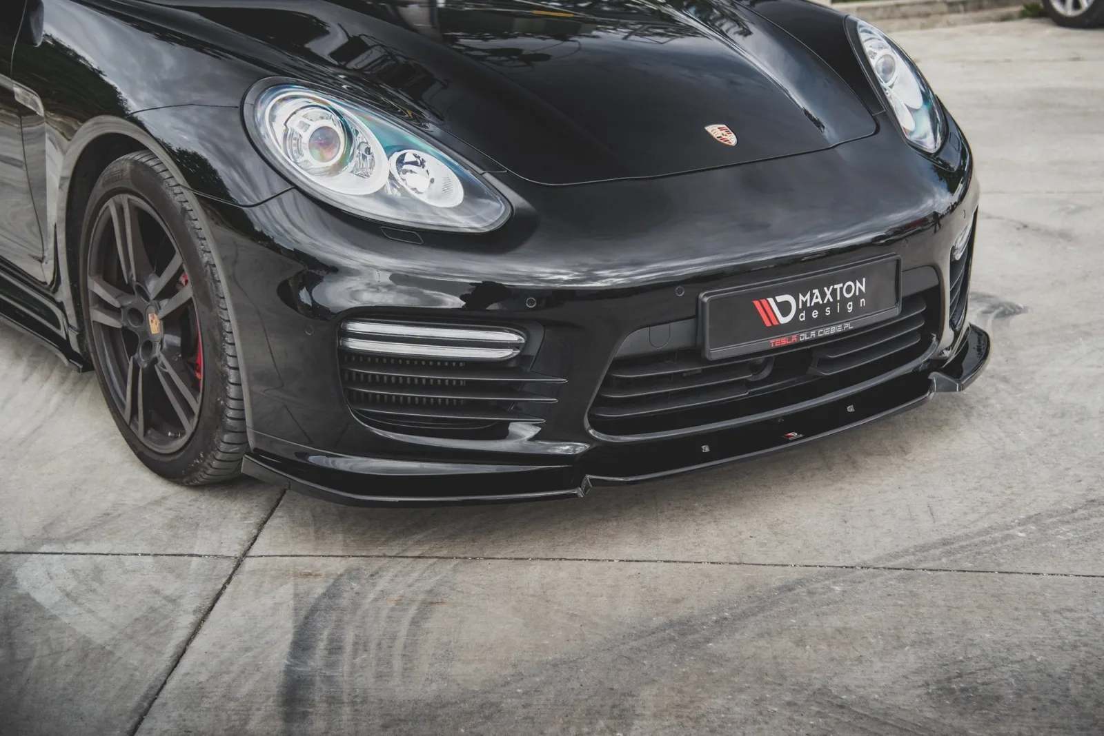 Front Splitter V.1 compatible with Porsche Panamera Turbo 970 Facelift