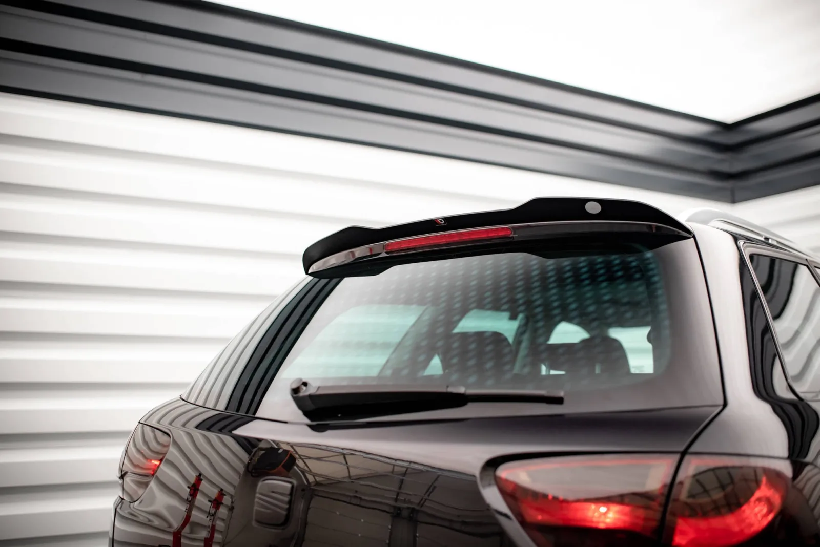 Spoiler Cap compatible with Seat Exeo ST