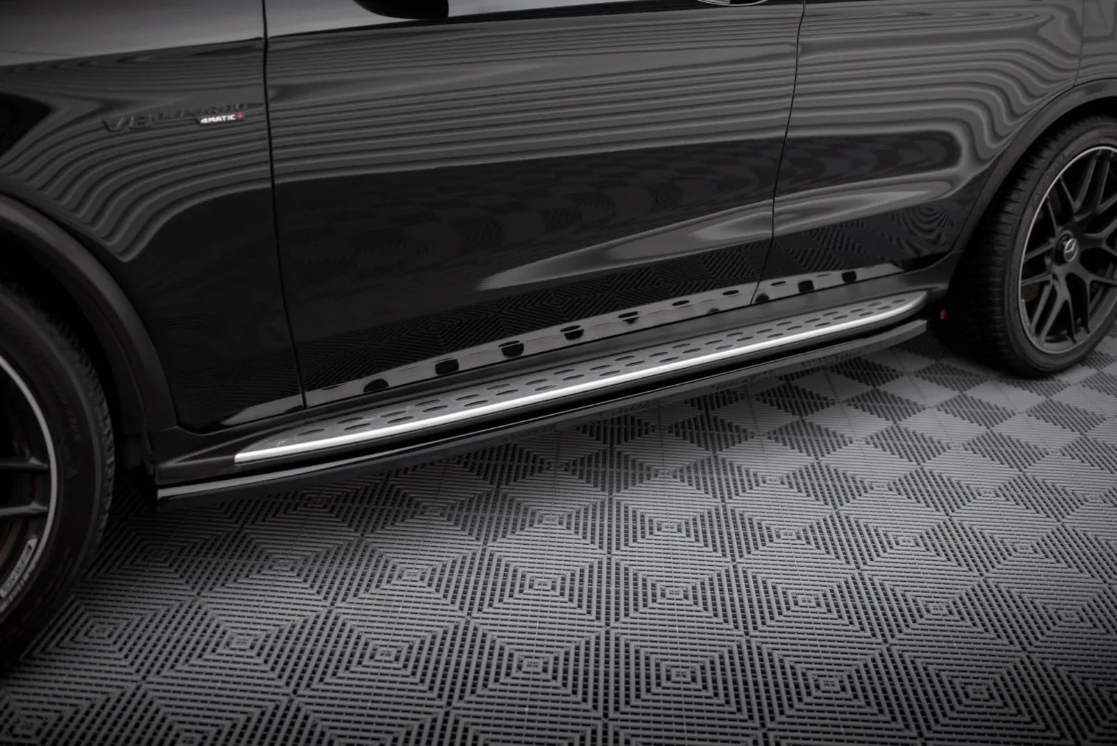 Side Skirts Diffusers compatible with Mercedes-AMG GLC 63 / 43 SUV / Coupe X253 / C253