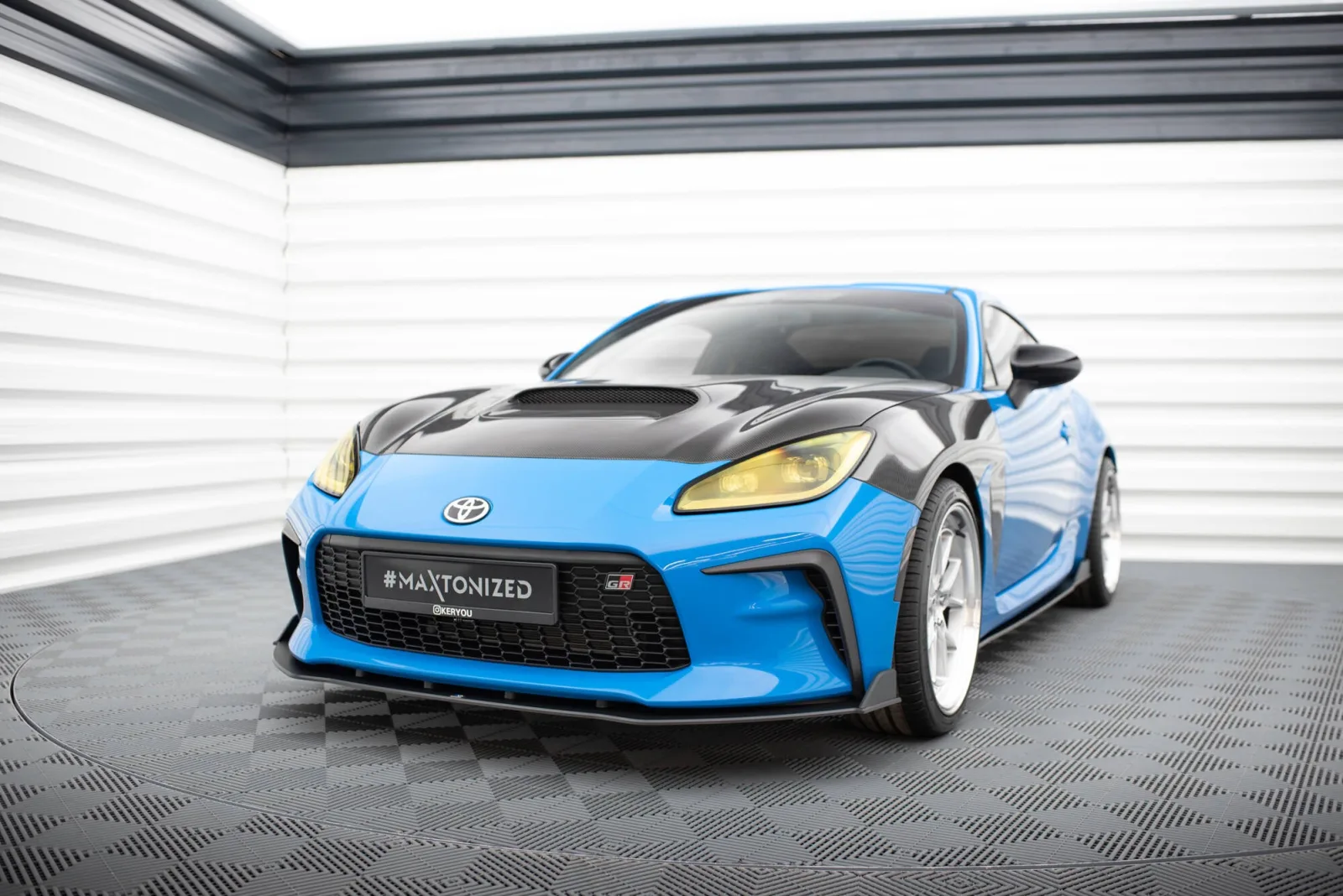 Front Splitter Street Pro V.2 compatible with Toyota GR86 Mk1
