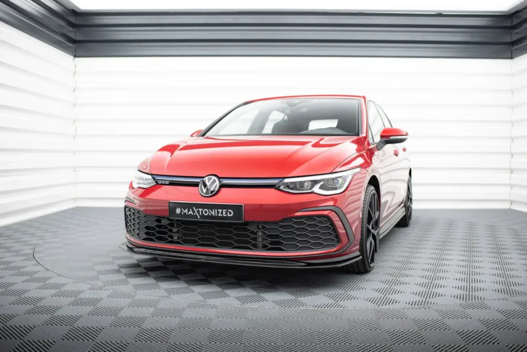 Front Splitter V.5 compatible with Volkswagen Golf GTI / GTE / GTD / R-Line Mk8
