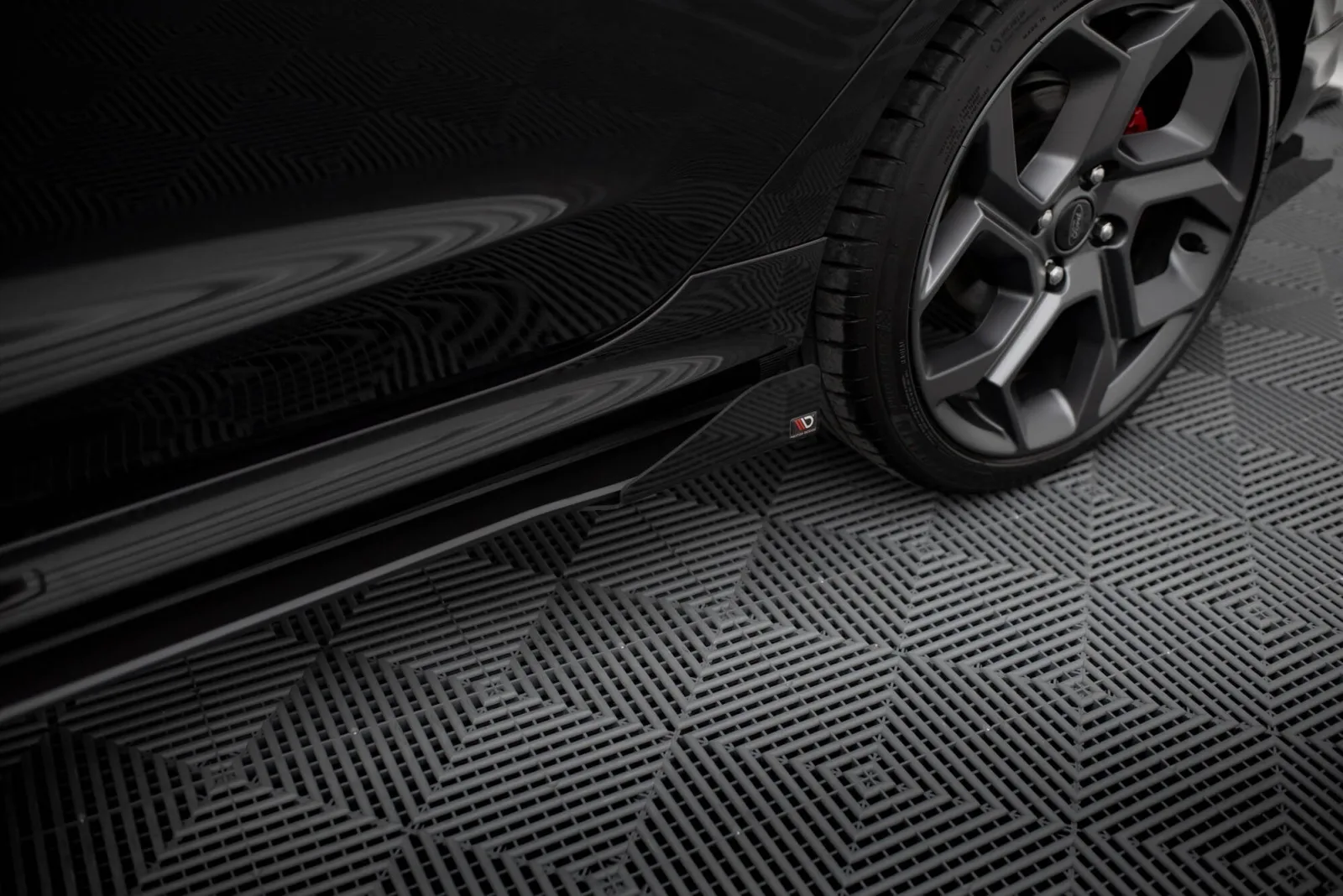 Side Flaps compatible with Ford Fiesta ST / ST-Line Mk8