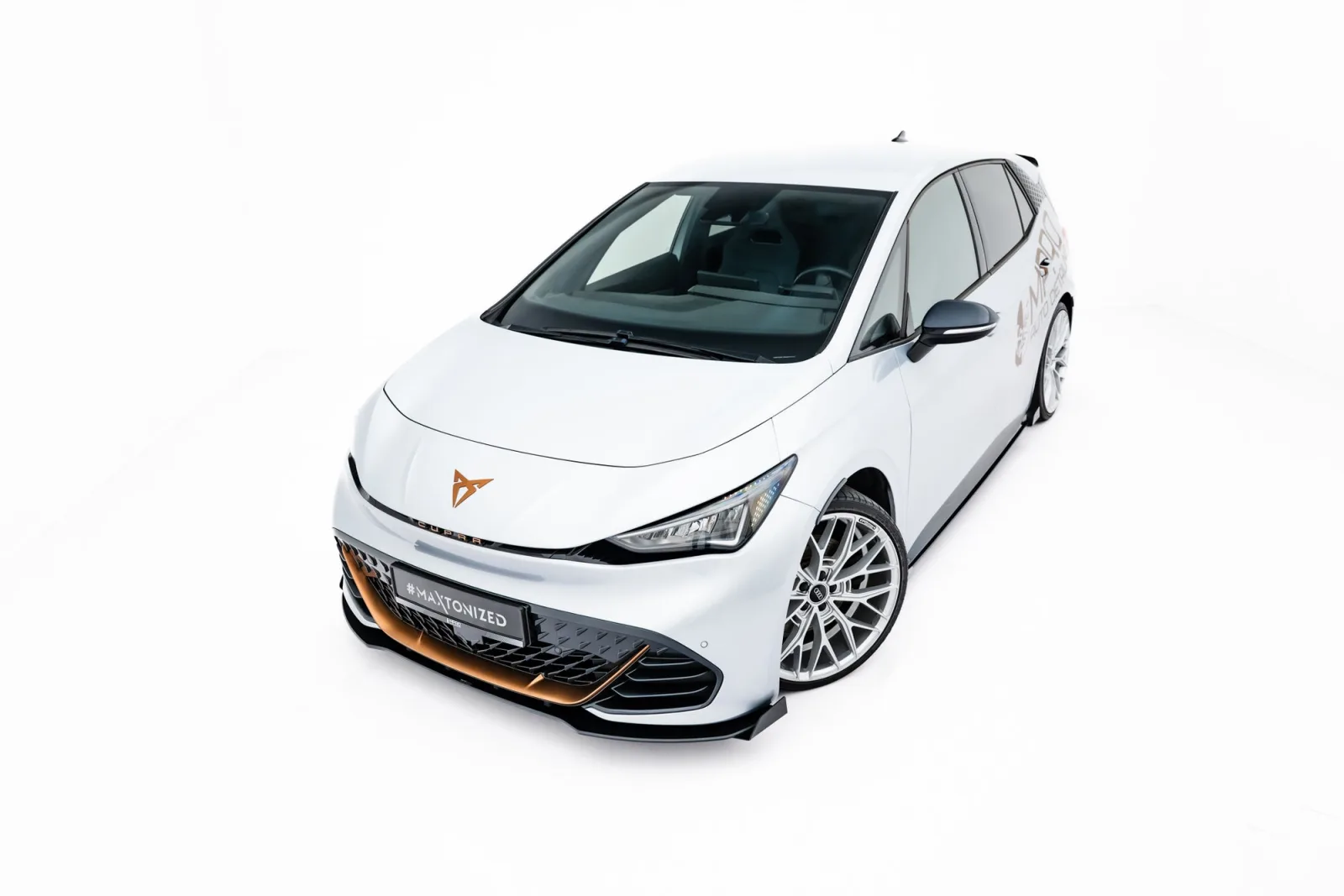 Front Splitter Street Pro + Flaps compatible with Cupra Born Mk1