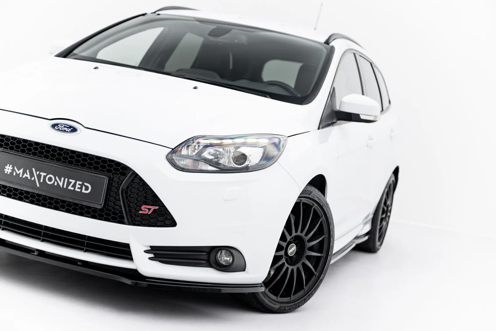 Front Splitter V.1 compatible with Ford Focus ST Mk3