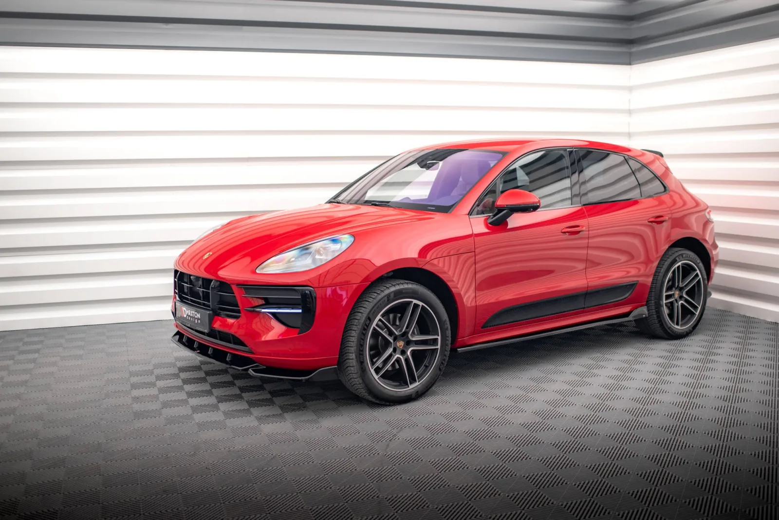 Set of Splitters compatible with Porsche Macan GTS / Sport Design Mk1 Facelift