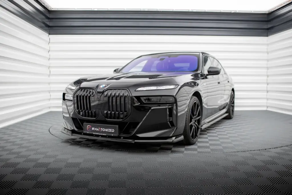 Front Splitter V.1 compatible with BMW 7 M-Pack / M760e / i7 M-Pack G70
