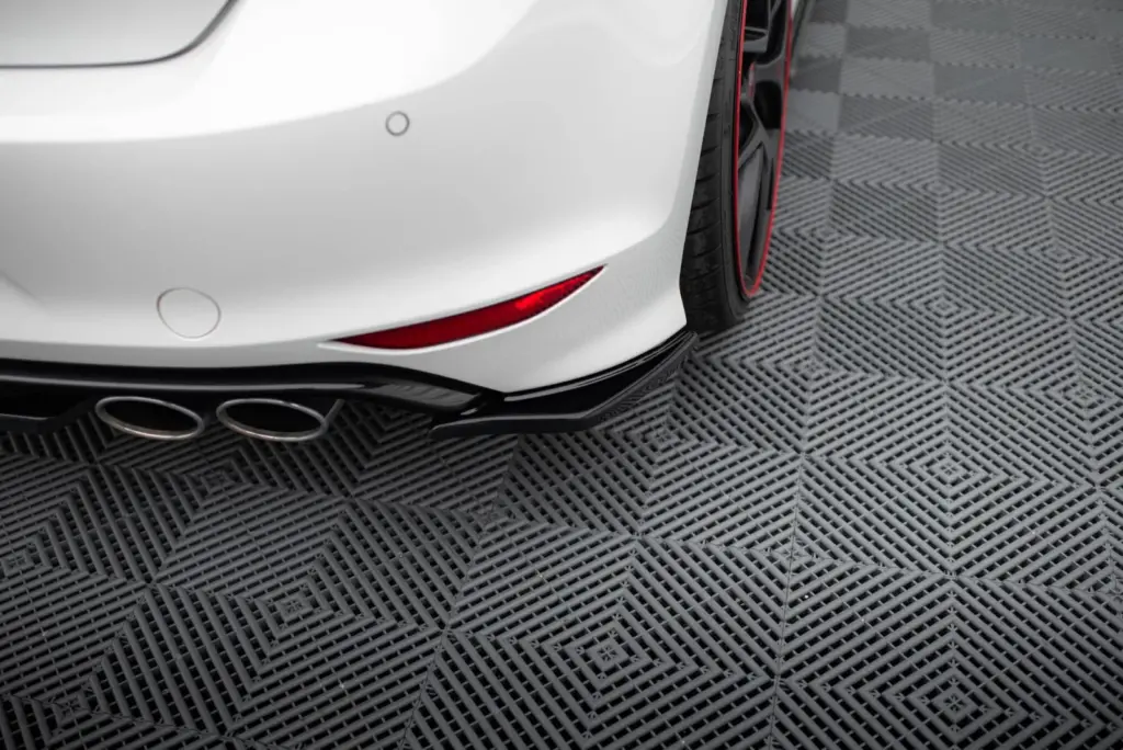 Rear Side Splitters compatible with VW Golf 7 R V.2