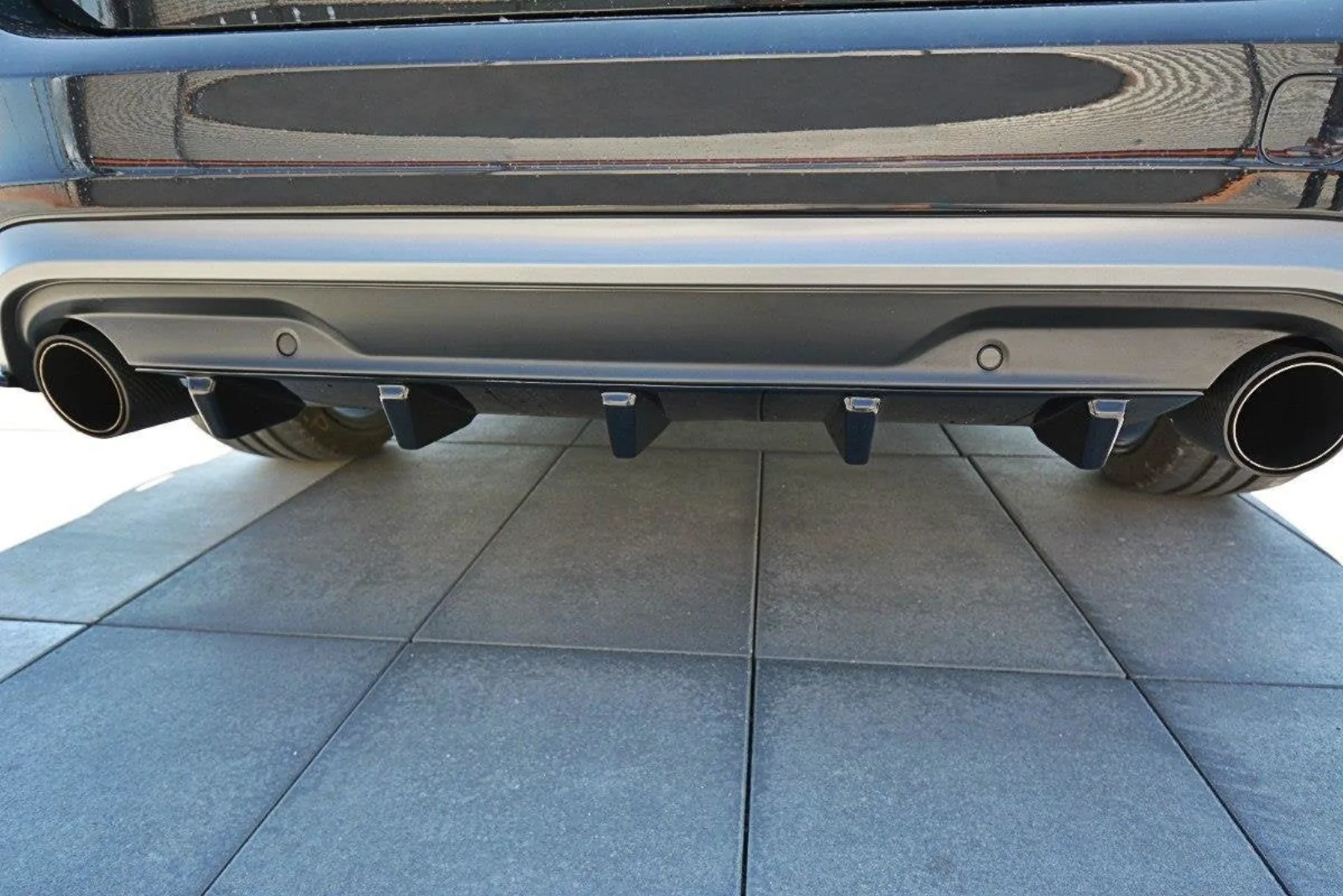 Rear Valance compatible with Volvo V60 Polestar Facelift