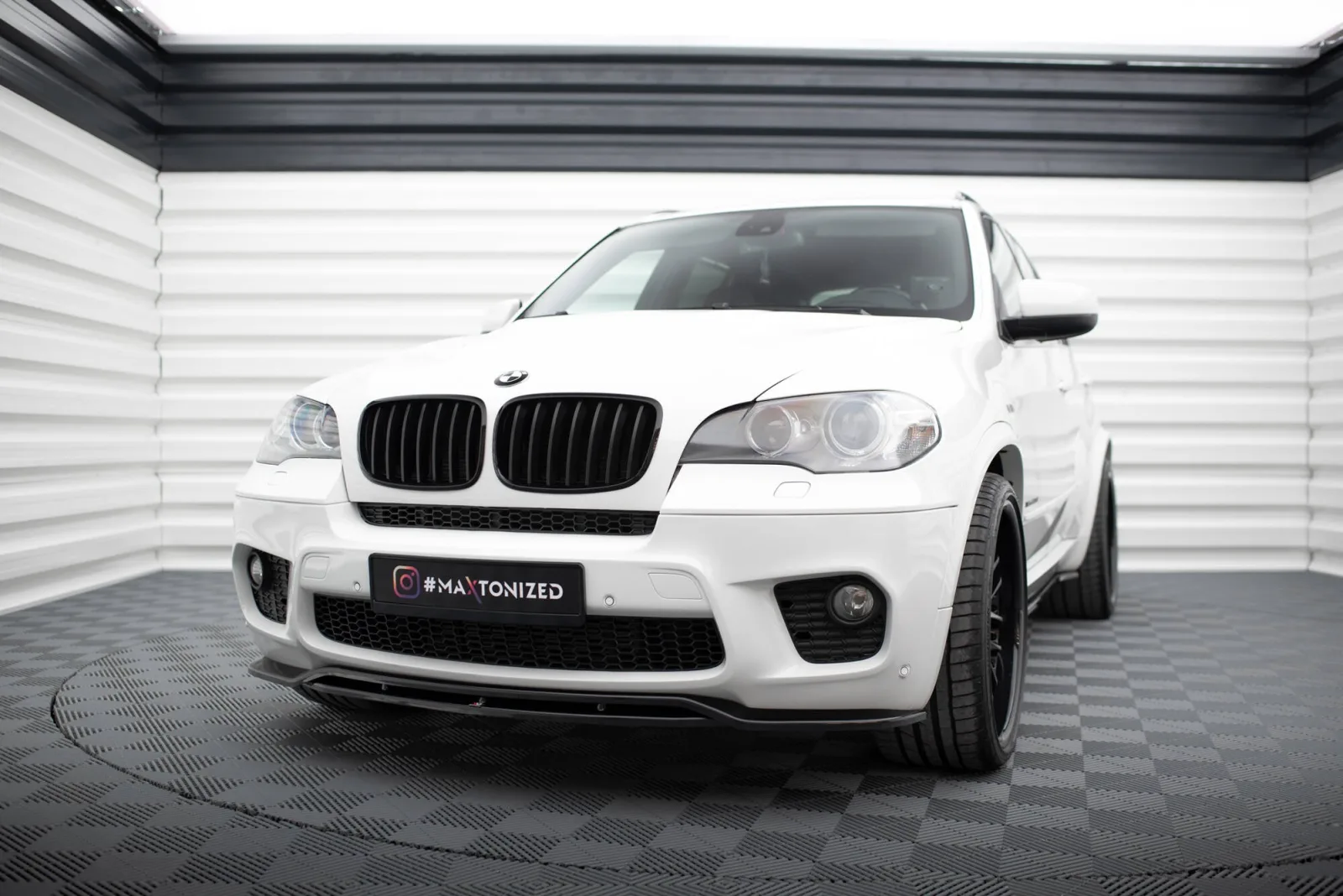Front Splitter compatible with BMW X5 E70 Facelift M-pack