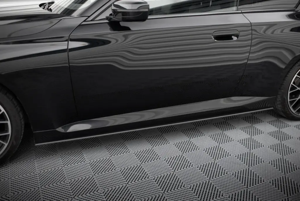 Side Skirts Diffusers Street Pro compatible with BMW 2 Coupe G42