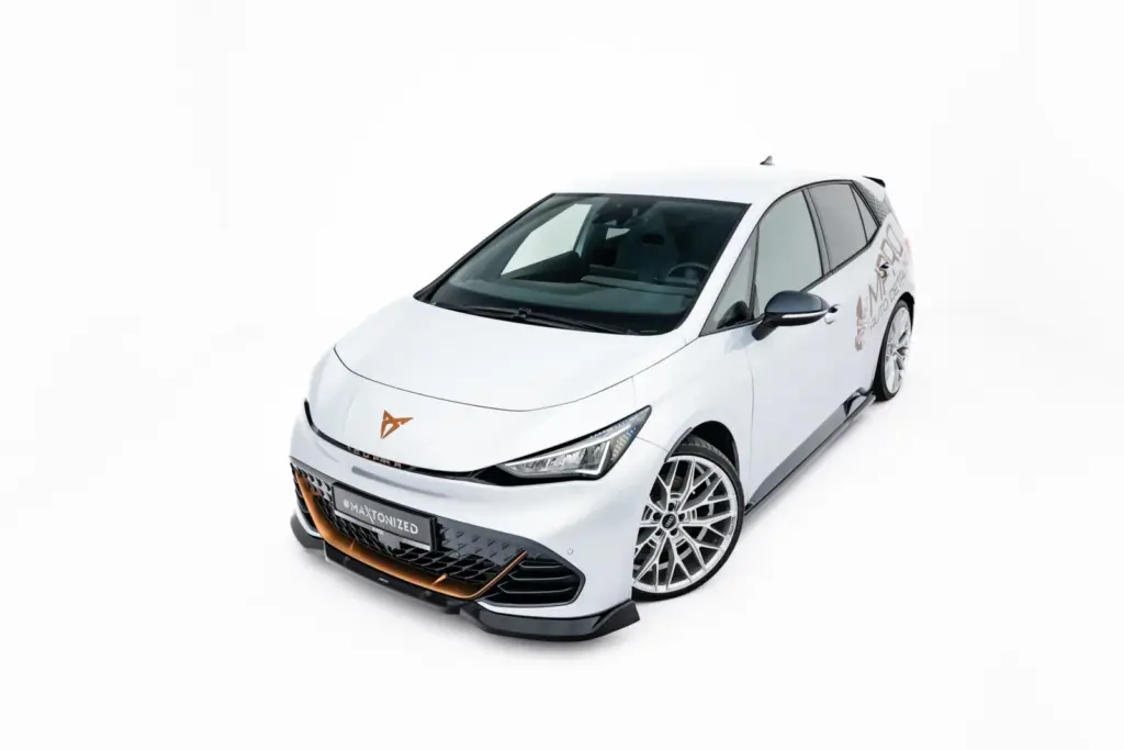Front Splitter V.2 compatible with Cupra Born Mk1