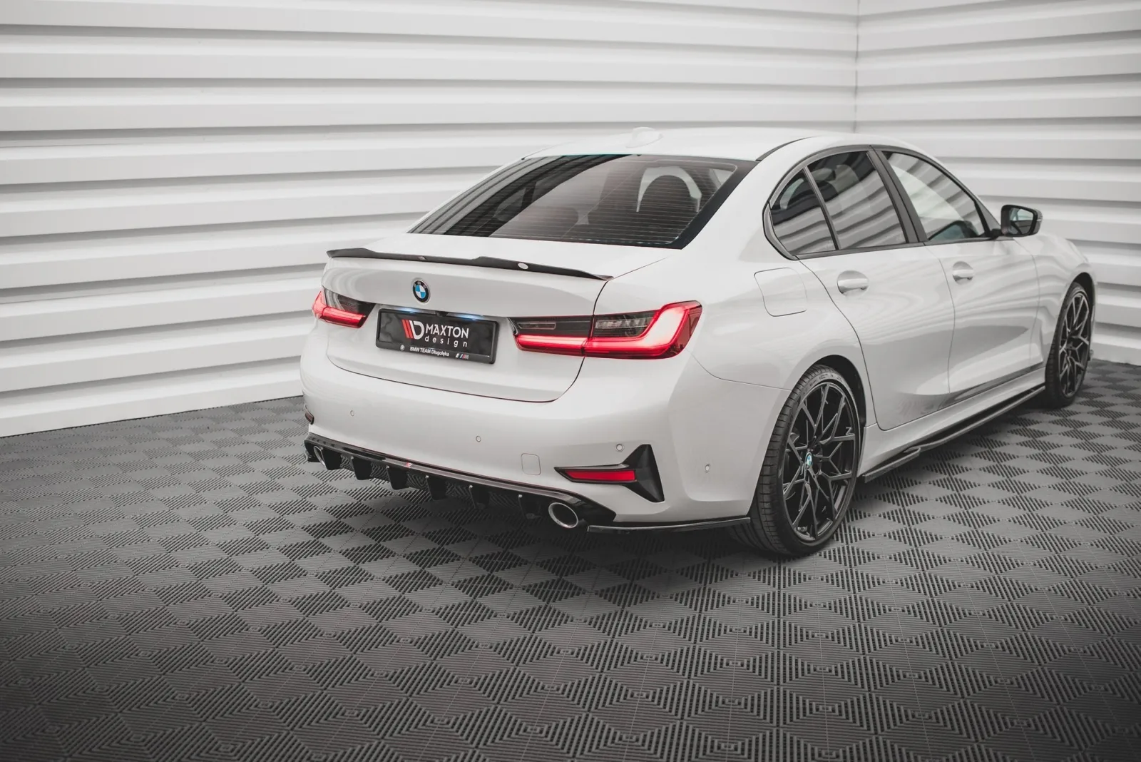 Rear Side Splitters compatible with BMW 3 G20 / G21