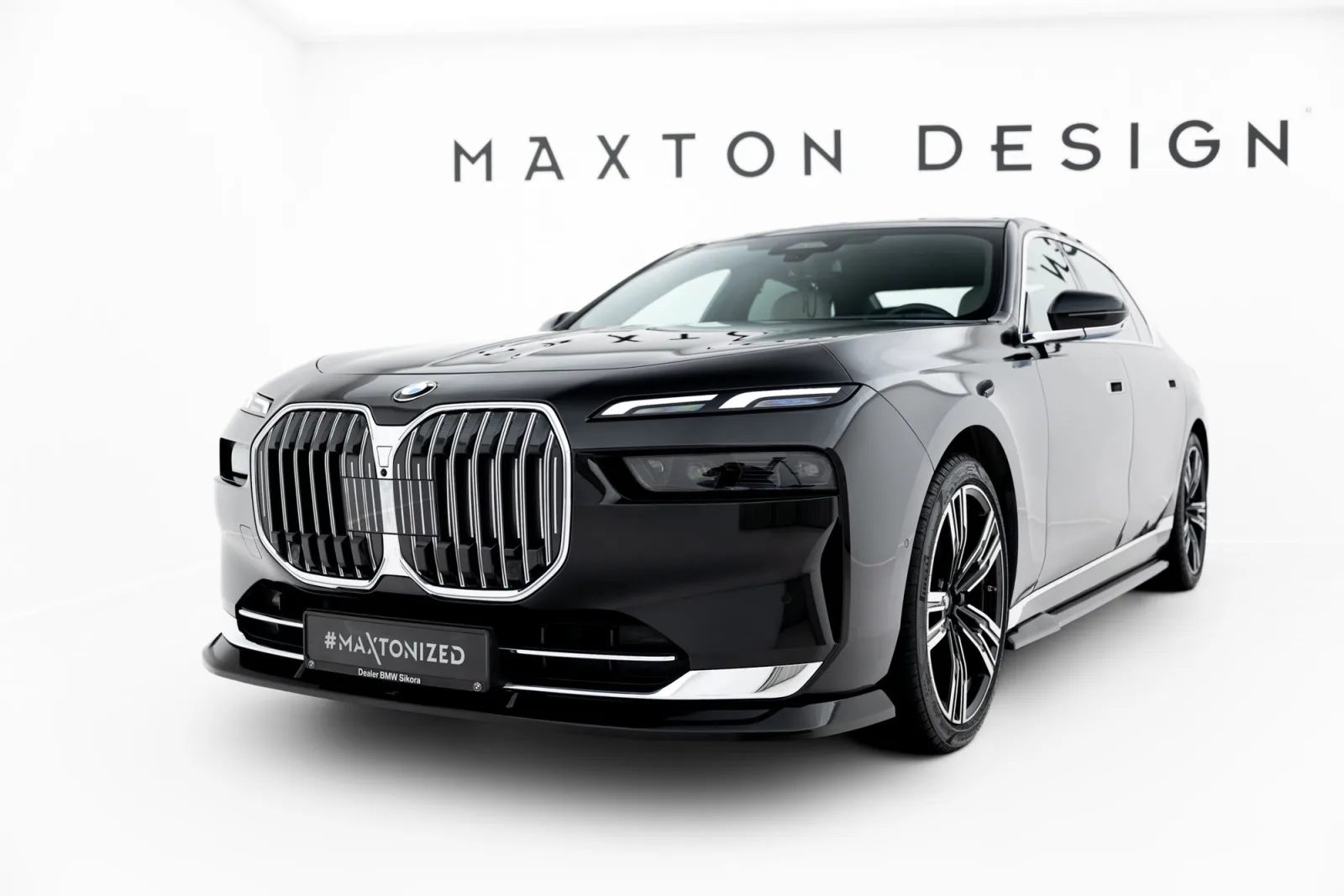 Front Splitter V.2 compatible with BMW 7 G70