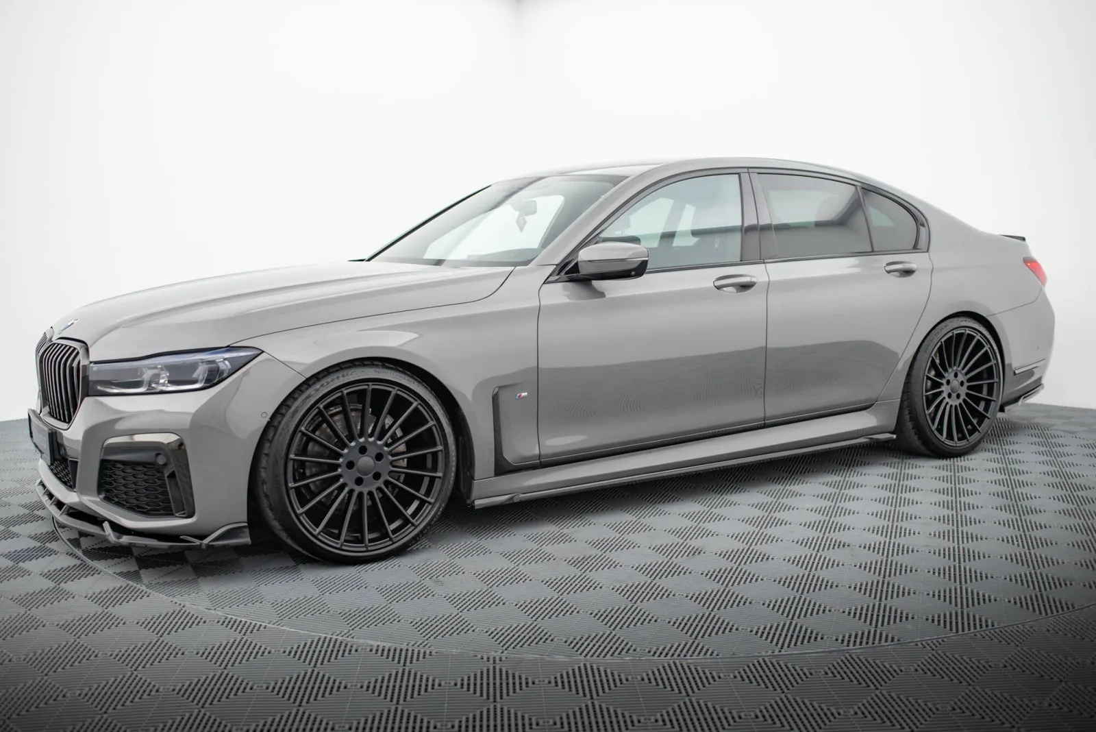 Set of Splitters compatible with BMW 7 G11 M-Pack Facelift