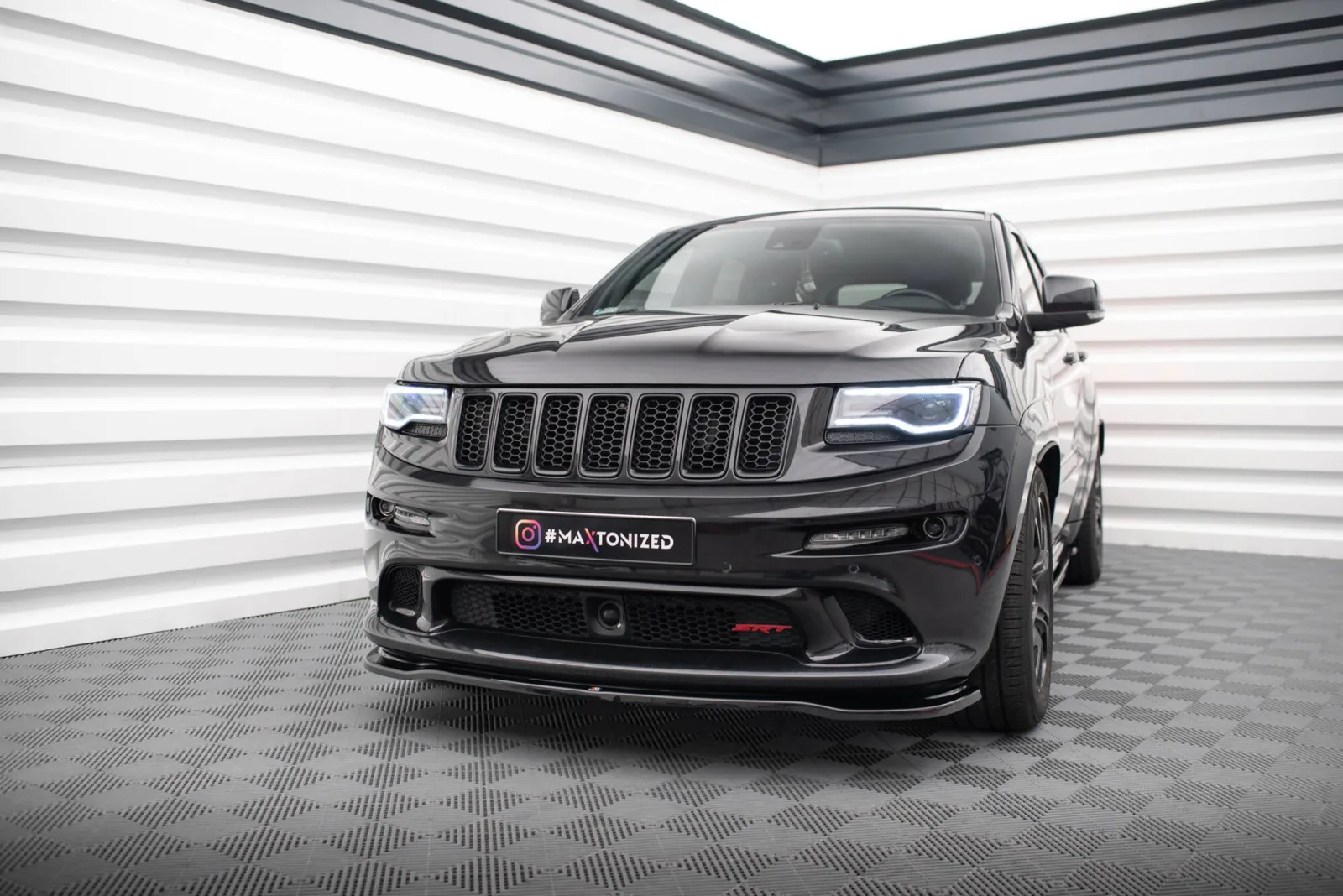 Front Splitter compatible with Jeep Grand Cherokee SRT WK2 Facelift