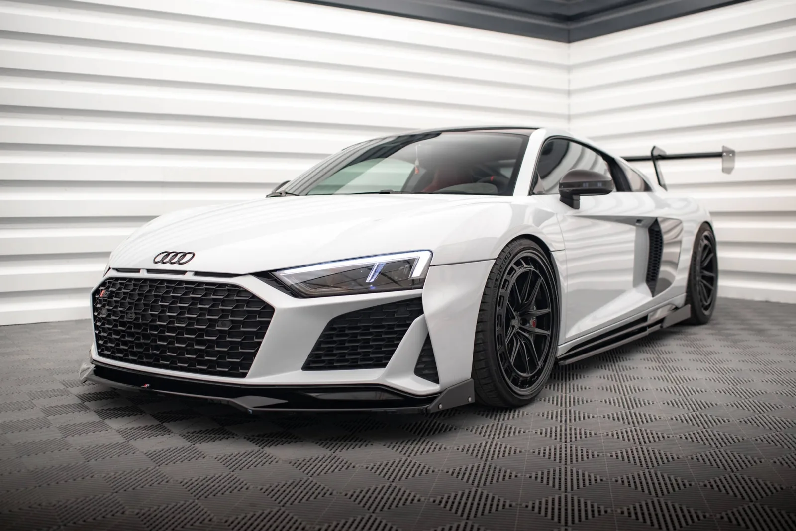 Front Splitter V.3 + Flaps compatible with Audi R8 Mk2 Facelift