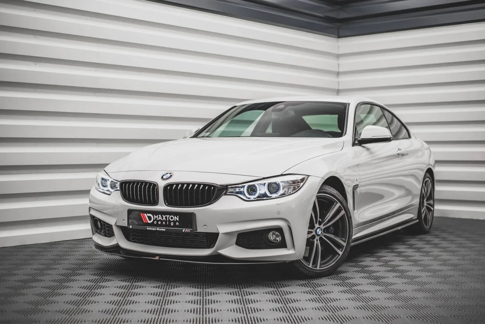 Front Splitter V.2 compatible with BMW 4 Coupe / Gran Coupe / Cabrio M-Pack F32 / F36 / F33