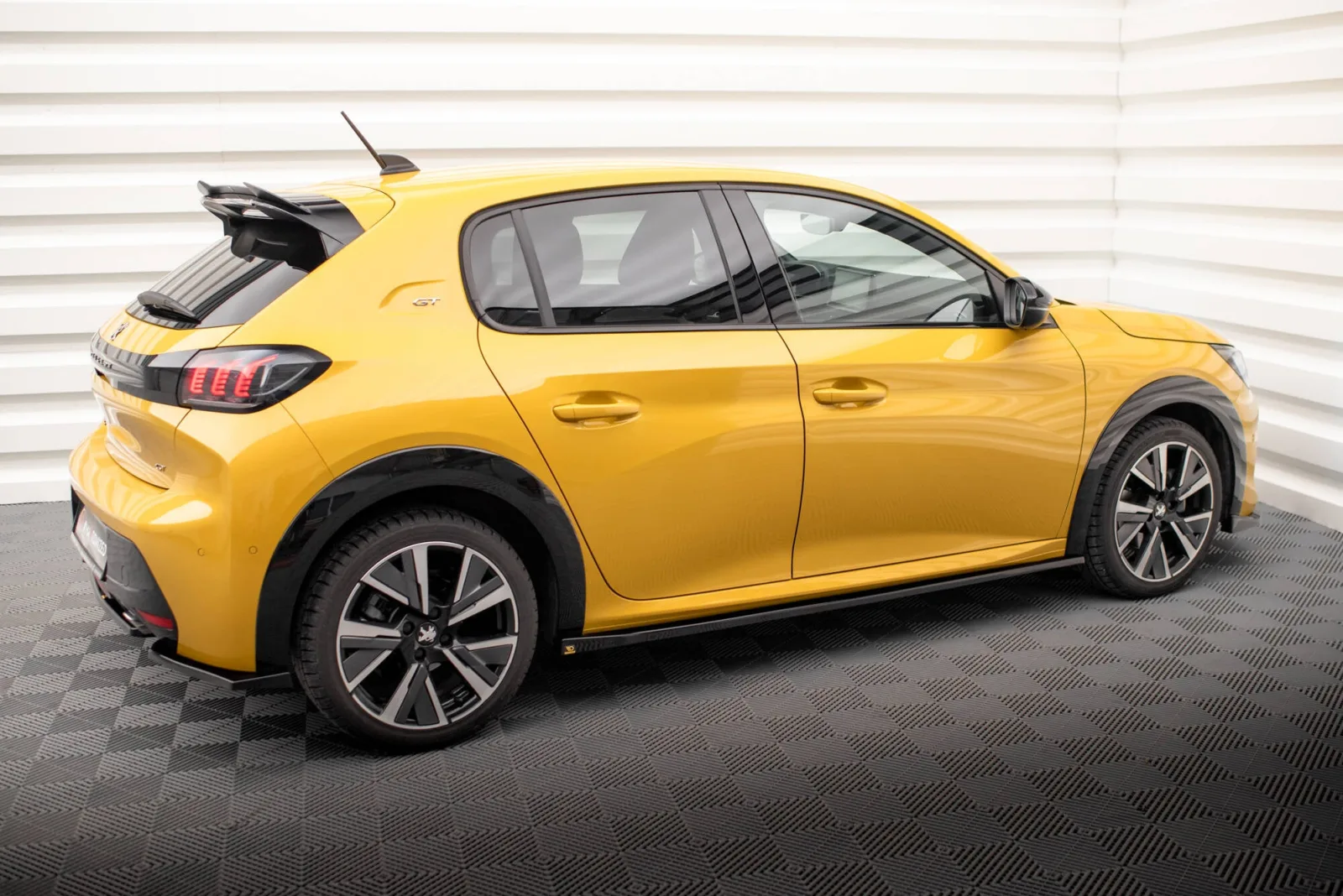 Set of Splitters compatible with Peugeot 208 GT Mk2