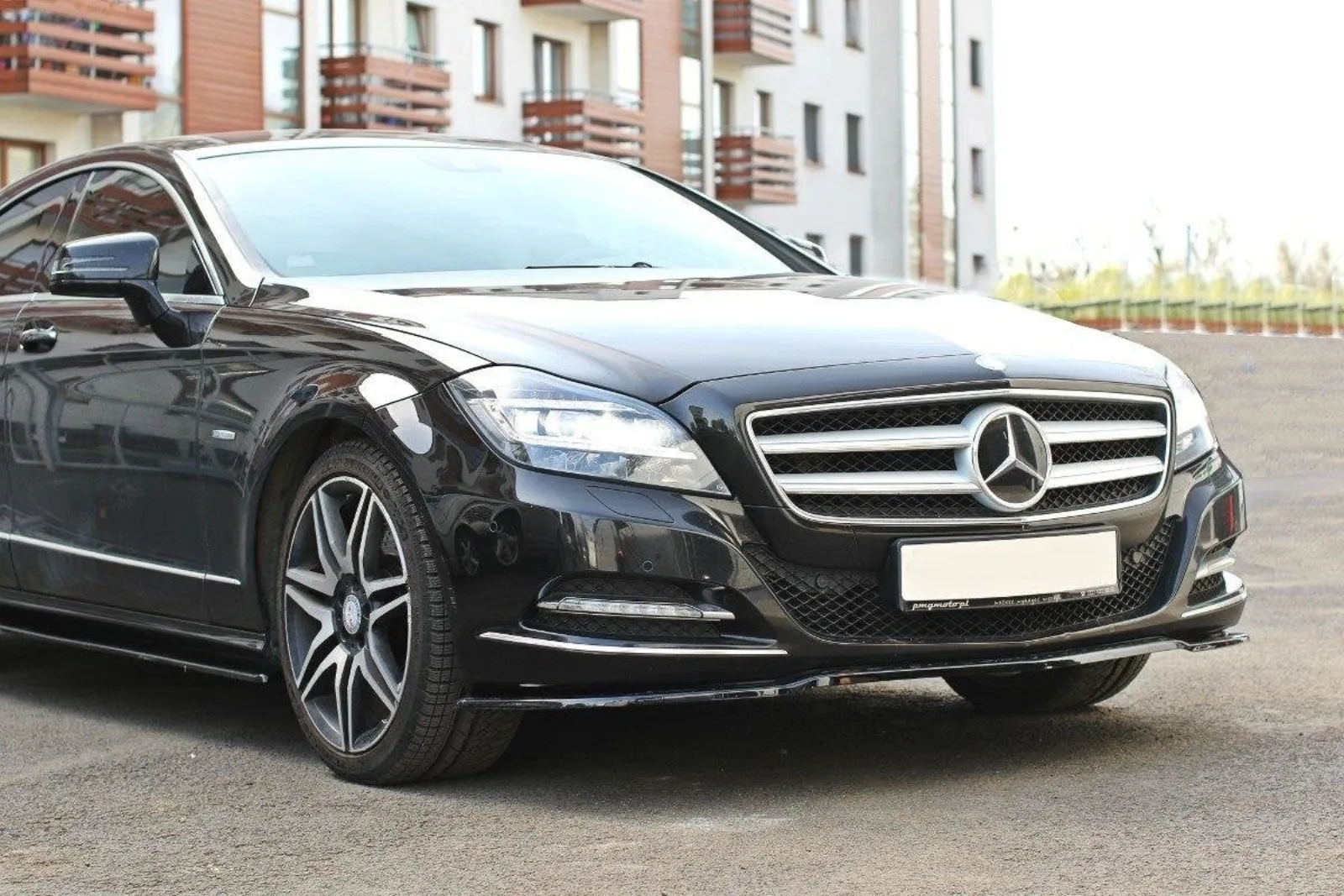 Front Splitter compatible with Mercedes-Benz CLS C218