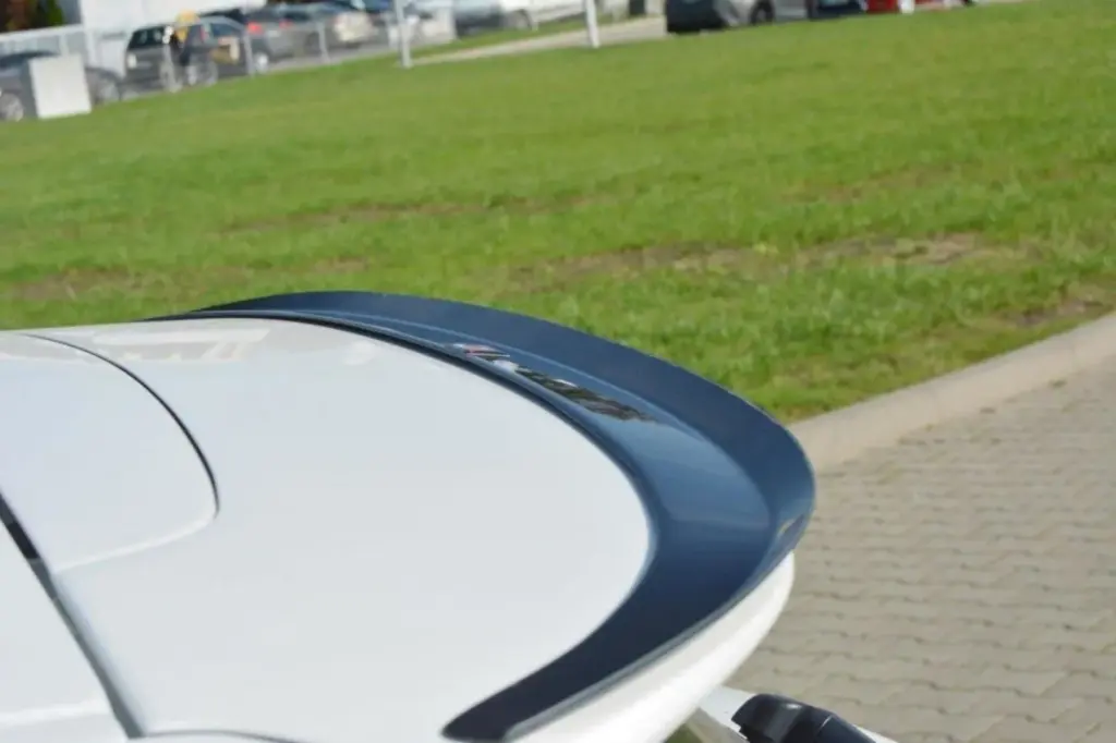 Spoiler Cap compatible with Lexus CT Mk1 Facelift