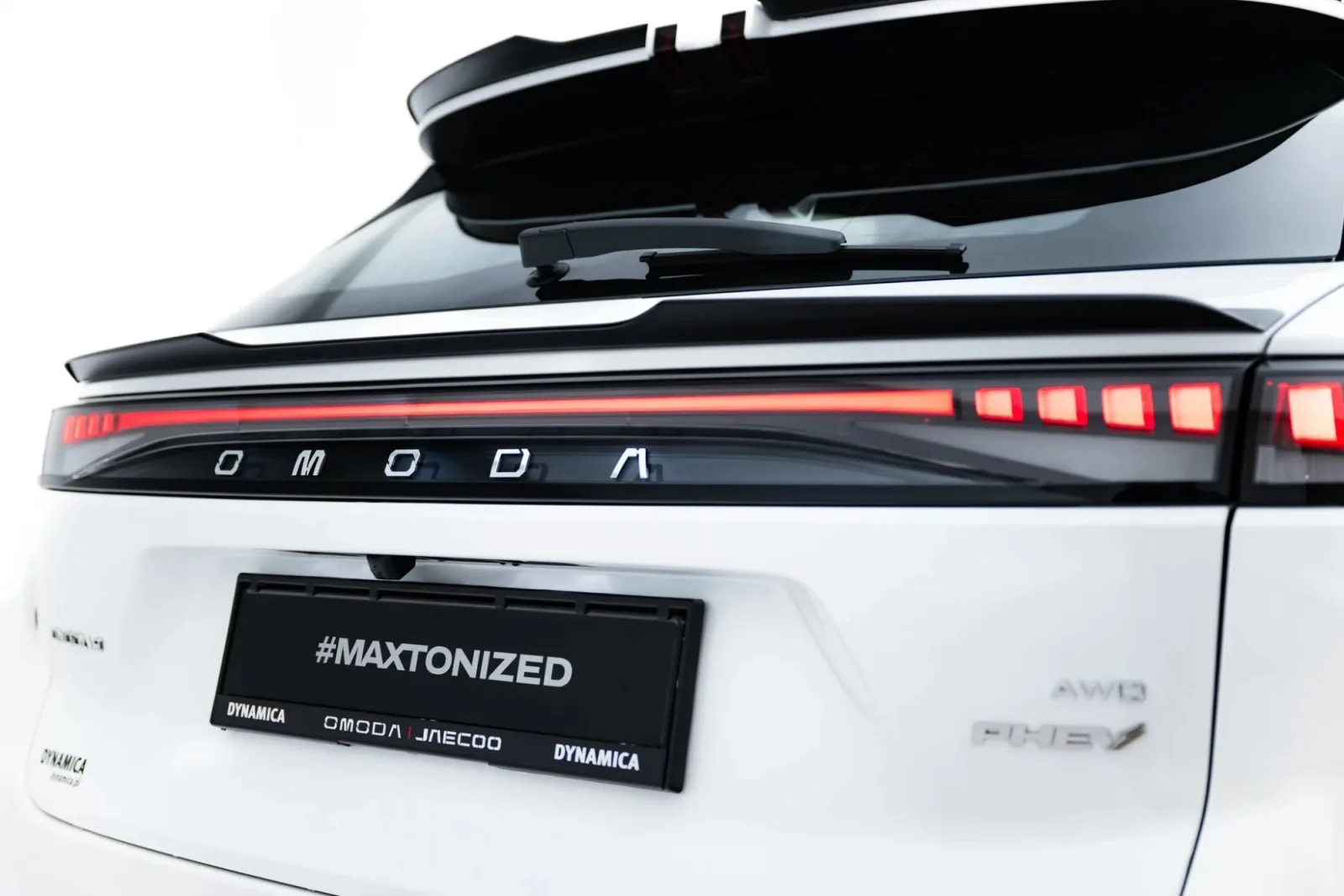 Lower Spoiler Cap compatible with Omoda 9 Mk1