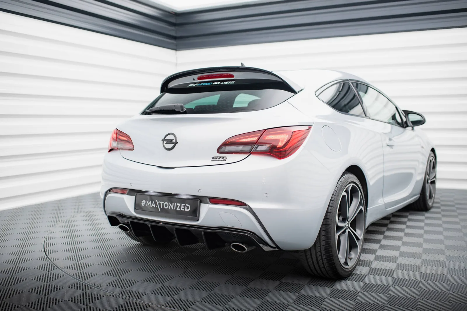 Rear Valance compatible with Opel Astra GTC OPC-Line J (Version with single exhausts on both sides)