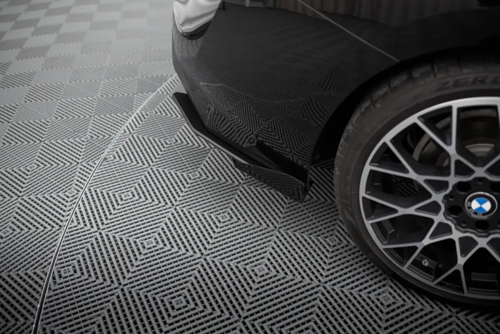 Rear Side Flaps compatible with BMW 2 Coupe G42