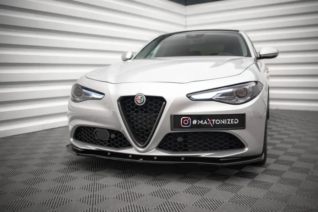 Front Splitter V.1 compatible with Alfa Romeo Giulia Sport