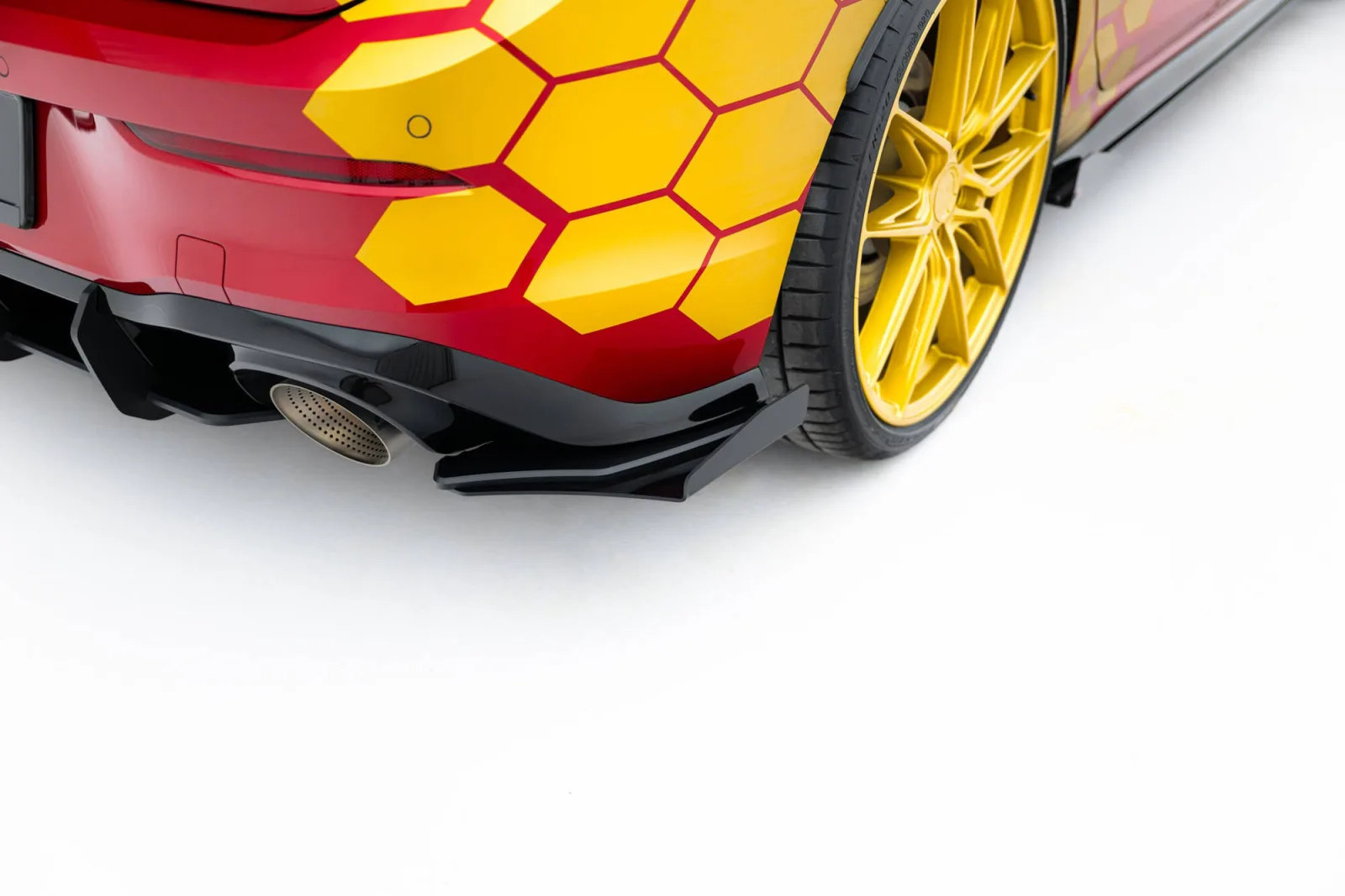Rear Side Splitters Street Pro + Flaps compatible with Volkswagen Golf GTI Clubsport Mk8 Facelift