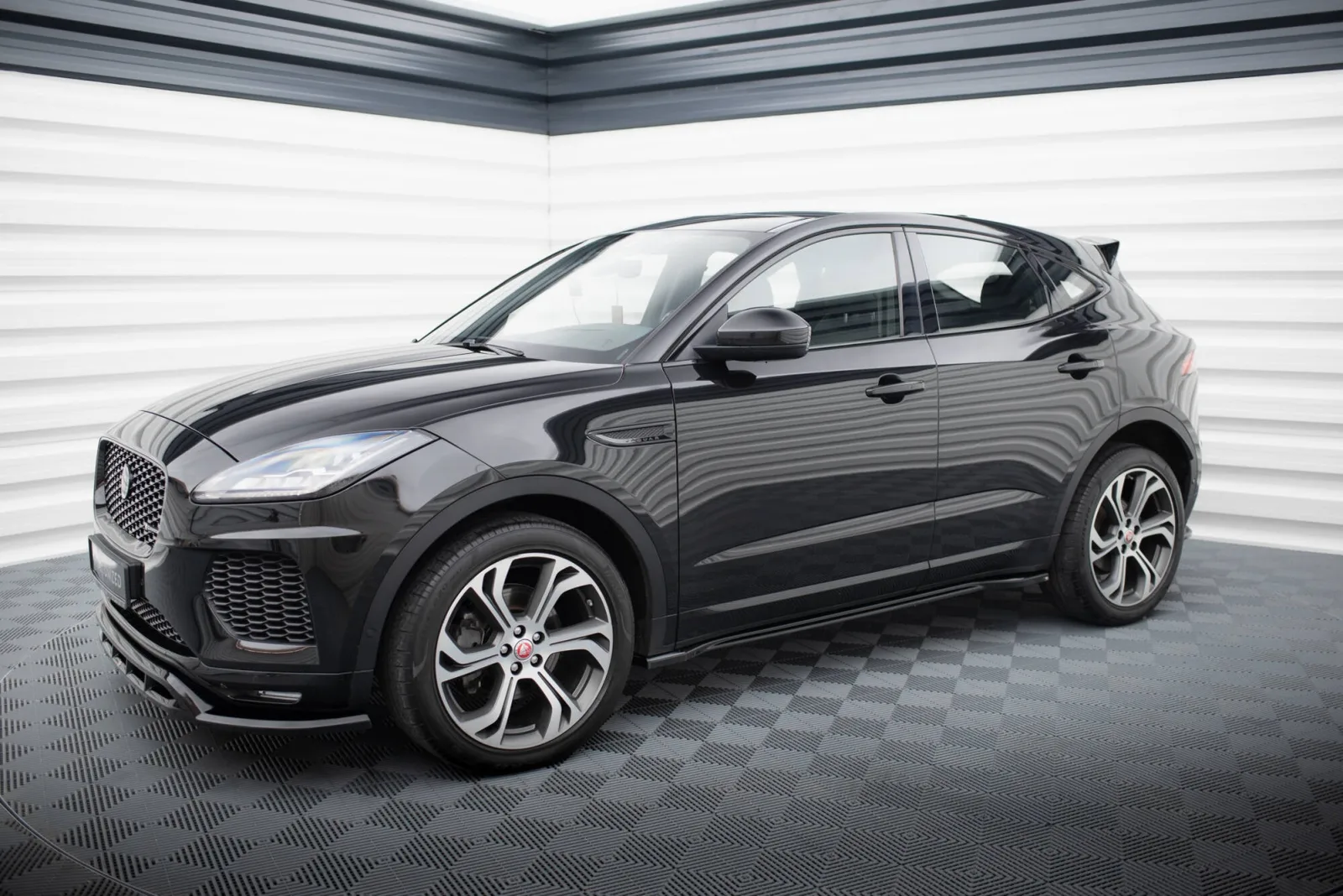 Set of Splitters compatible with Jaguar E-Pace R-Dynamic Mk1