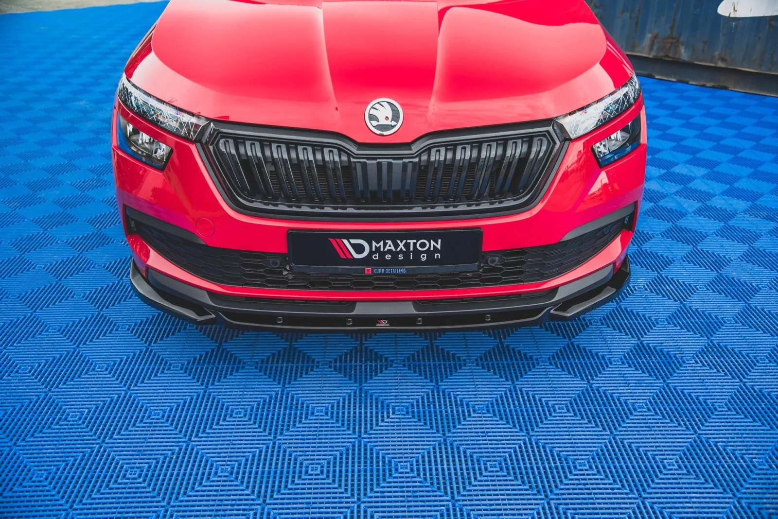 Front Splitter V.1 compatible with Skoda Kamiq Mk1